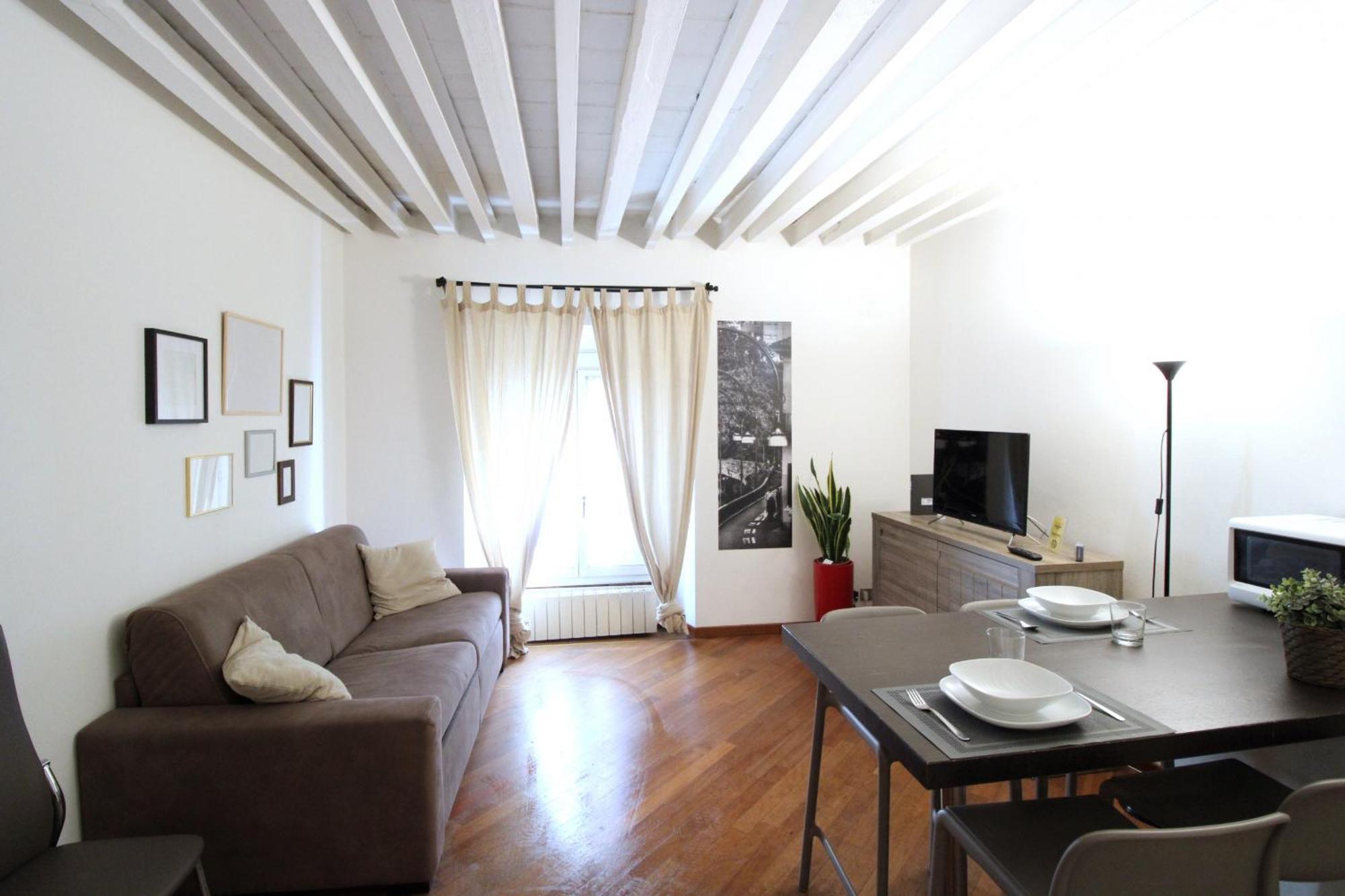 Apartamento Milanrentals - Moscova Milán